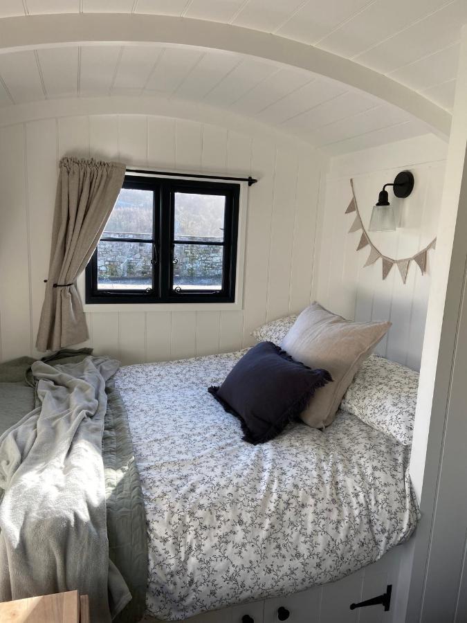 Peaceful Shepherd'S Hut In Beautiful Countryside. Linlithgow Bagian luar foto